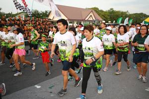 BIB: 
                            <button type="button" onclick="openModal(3530789)" class="btn btn-primary btn-sm float-right btn-popup" data-toggle="modal" data-target=".modal-high-quality">
                        <i class="fas fa-shopping-cart"></i> Add to Cart
                    </button>
                                            <button type="button" onclick="isThisMe(3530789, true)" class="btn btn-success btn-sm float-right btn-popup btn-isme hidden" data-toggle="tooltip" data-placement="bottom" title="นี่คือรูปของคุณใช่ไหม คลิกที่นี่เพื่อเอาเข้าอัลบั้ม">
                        <i class="fas fa-plus"></i> Add to album
                    </button>
                    <button type="button" onclick="isThisMe(3530789, false)" class="btn btn-warning btn-sm float-right btn-popup btn-isnotme hidden">
                        <i class="fas fa-ban"></i> Remove from album
                    </button>